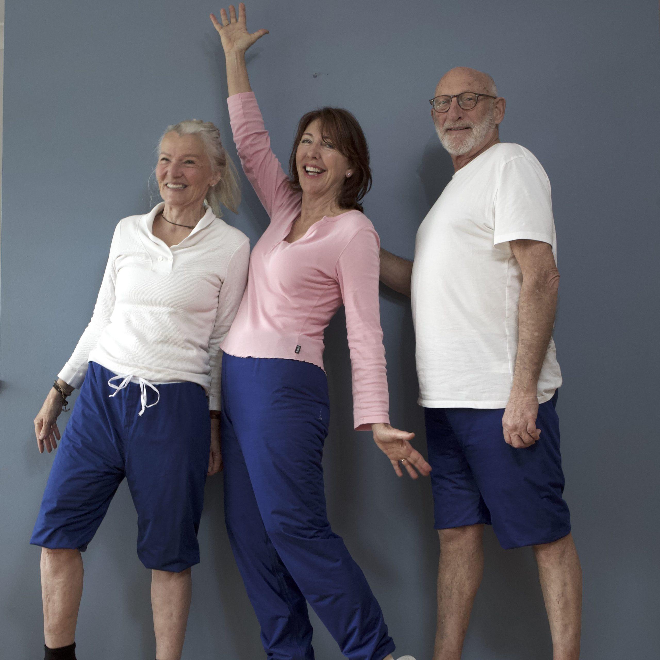 Group Adult Photo for web Enurese i pysjamas